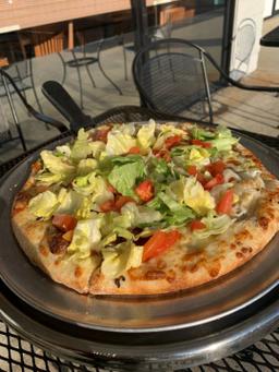 Delicious Greek Pizza